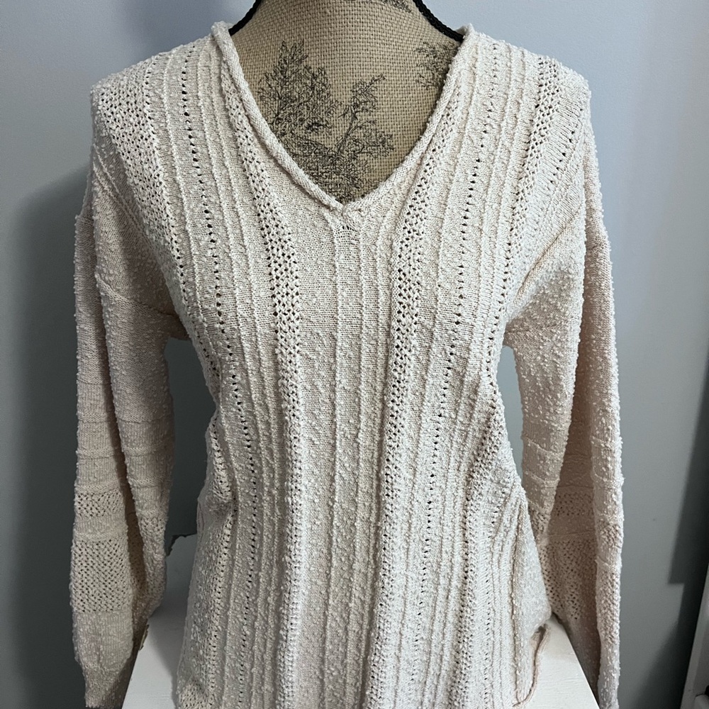 New Directions Cream Textured V-Neck Sweater